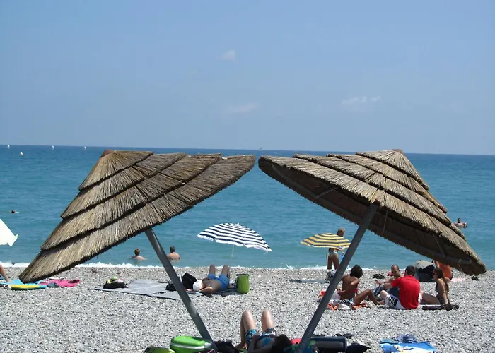Le Familial, Piscine Plage Et Garage